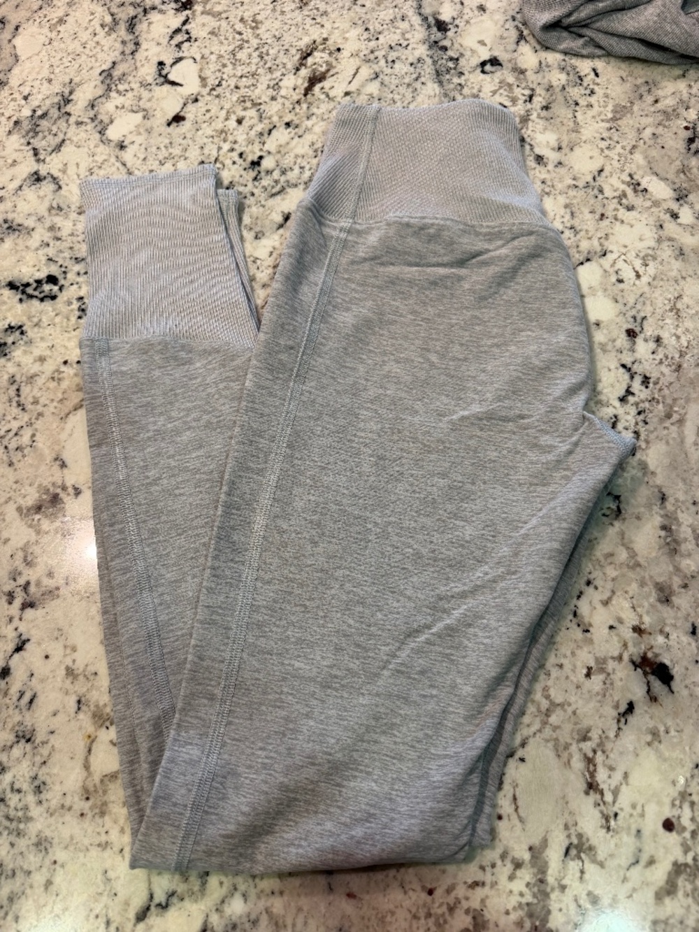 Alo Leggings